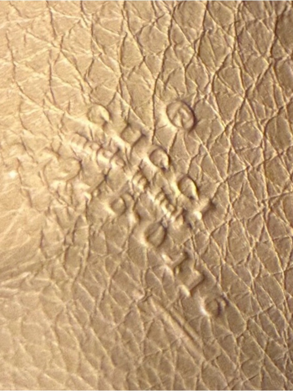 Gucci Tan Leather GG Embossed Round Coin Pouch - Picture 6 of 9